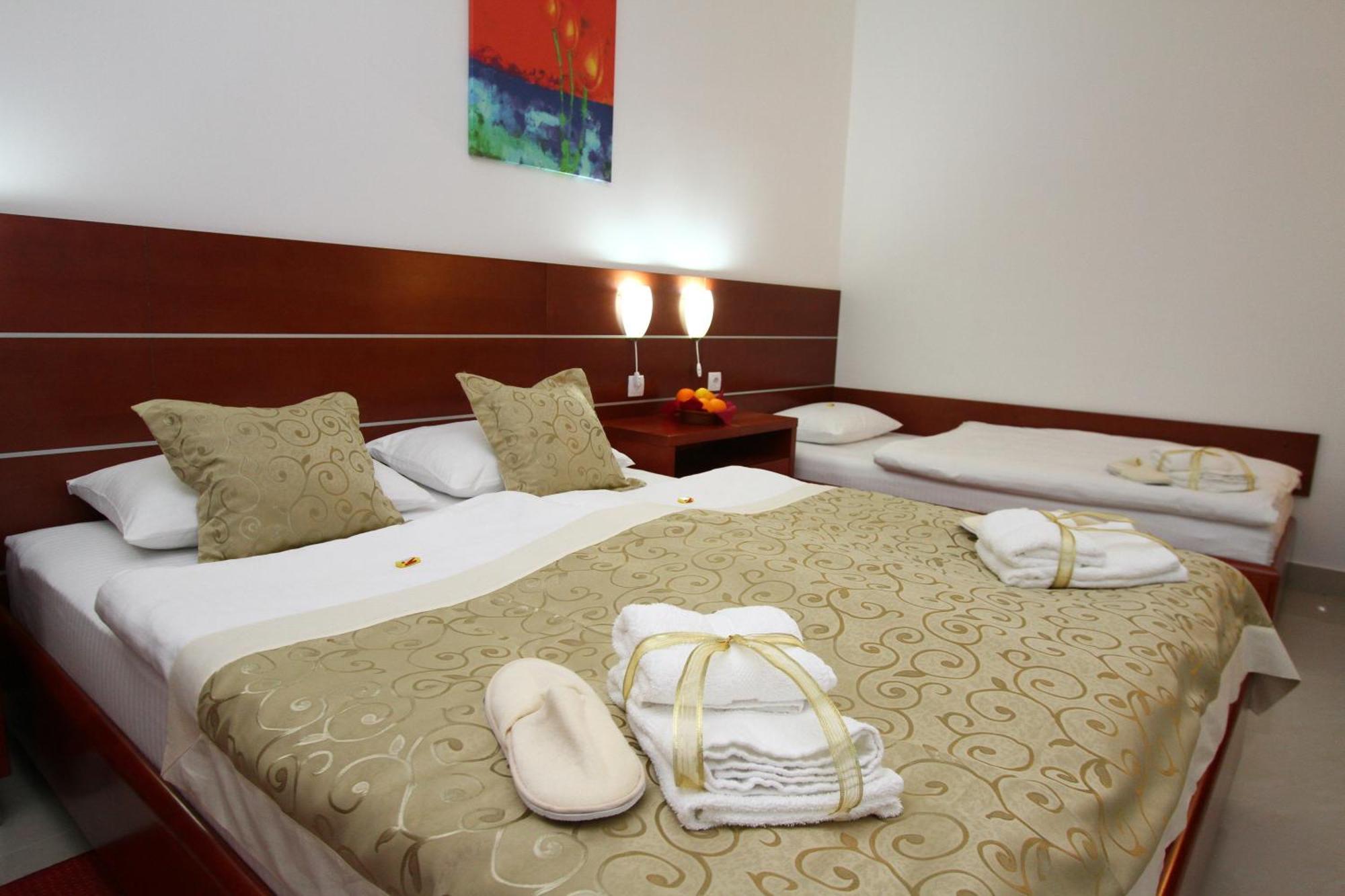 Guesthouse Villa Inn Subotica Zewnętrze zdjęcie