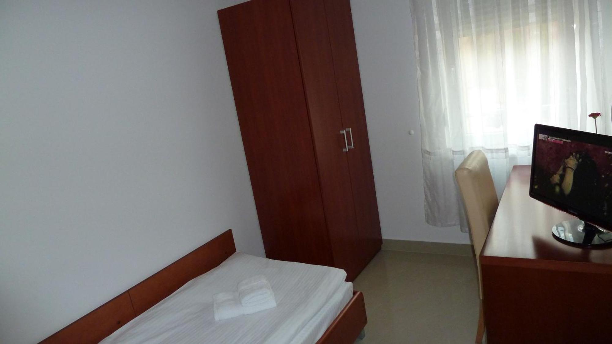 Guesthouse Villa Inn Subotica Zewnętrze zdjęcie