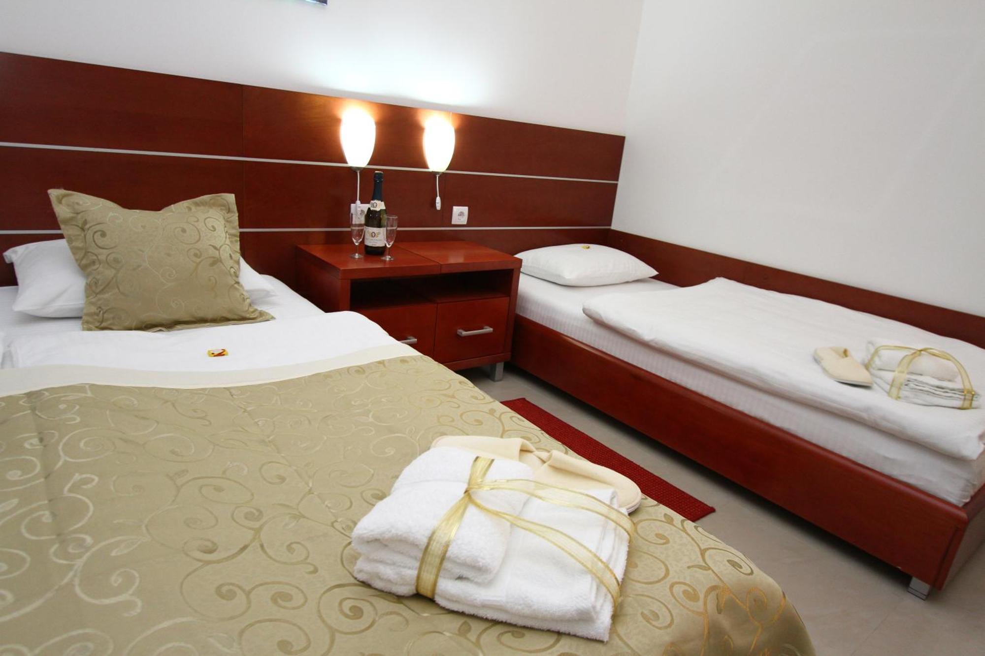 Guesthouse Villa Inn Subotica Zewnętrze zdjęcie