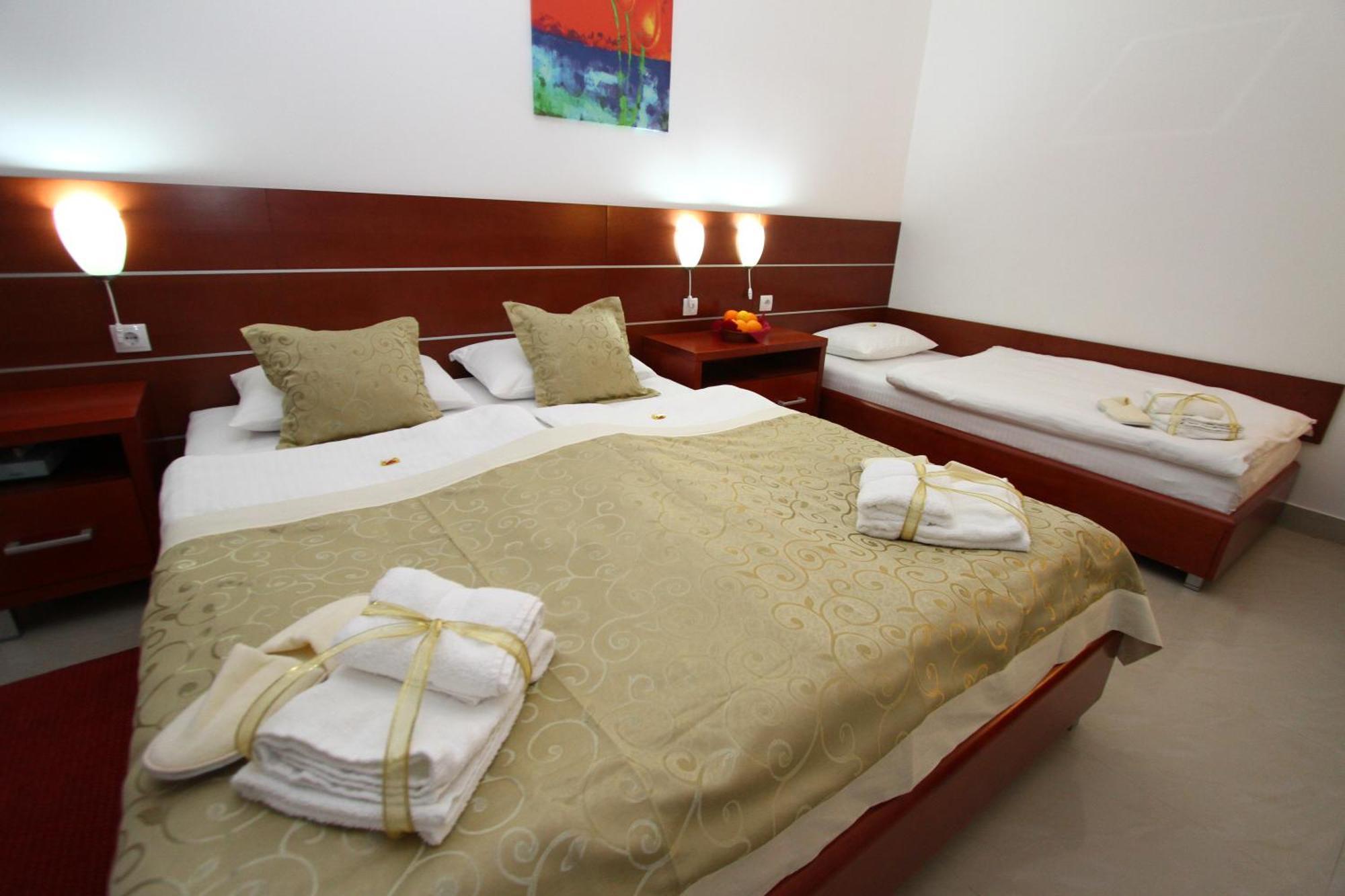 Guesthouse Villa Inn Subotica Zewnętrze zdjęcie
